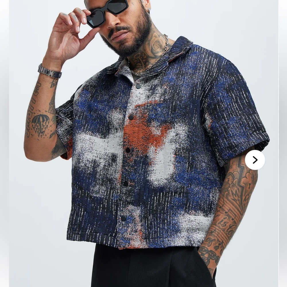 NovaMen Size‎ L Men’s Galaxy Tapestry Shirt Blue Multicolor Short Sleeve Jacket